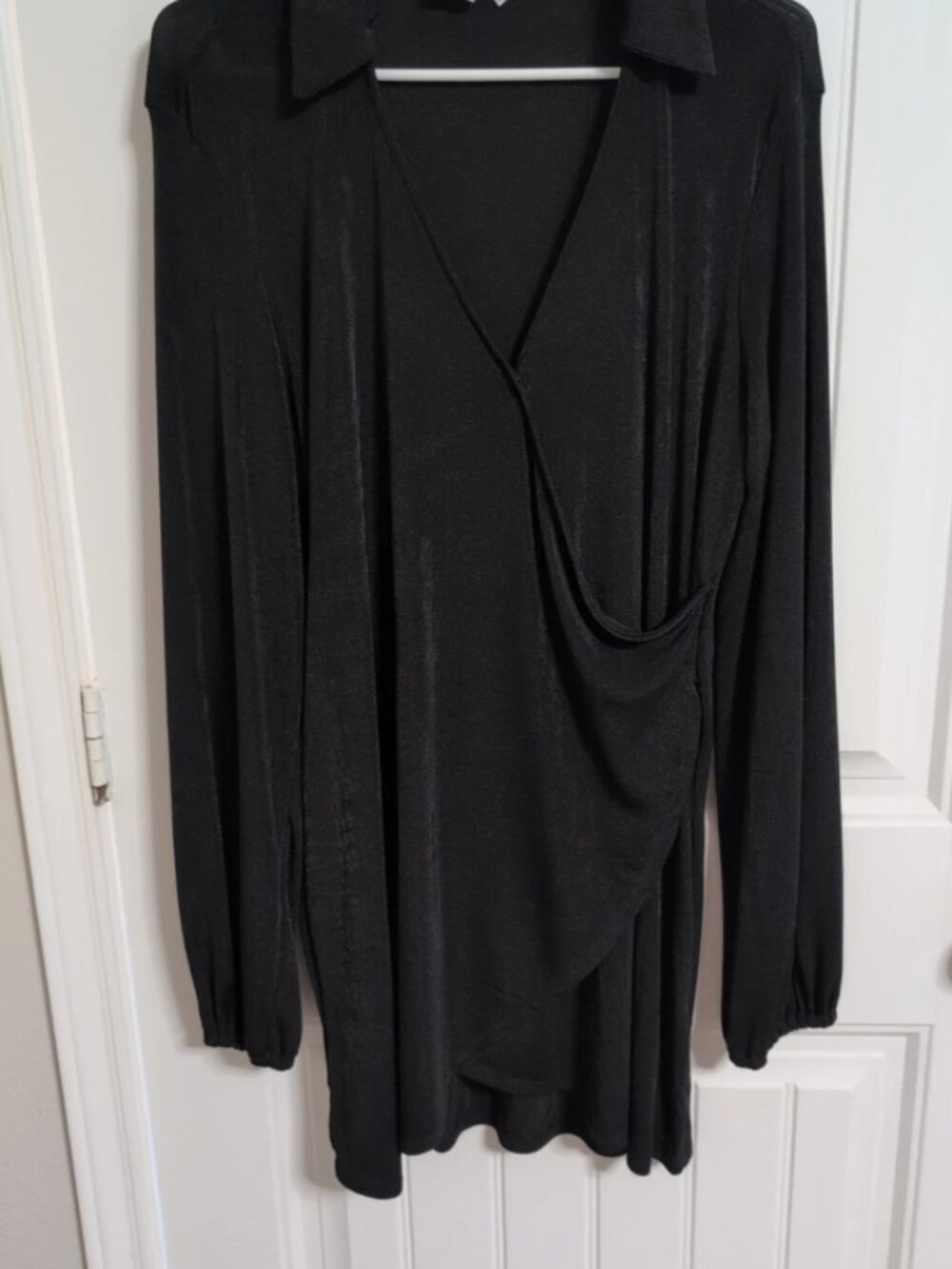 Princess Polly Black Party Dress Women's Size 8 Faux Wrap Belted Slinky V-Neck